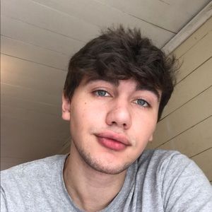 Meet your Posher, Shay